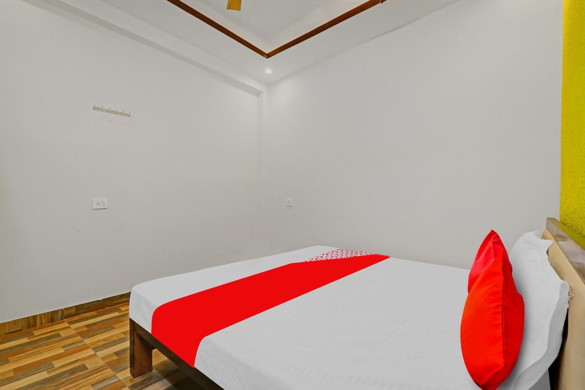 Hotel O R K Hotels لاكناو المظهر الخارجي الصورة